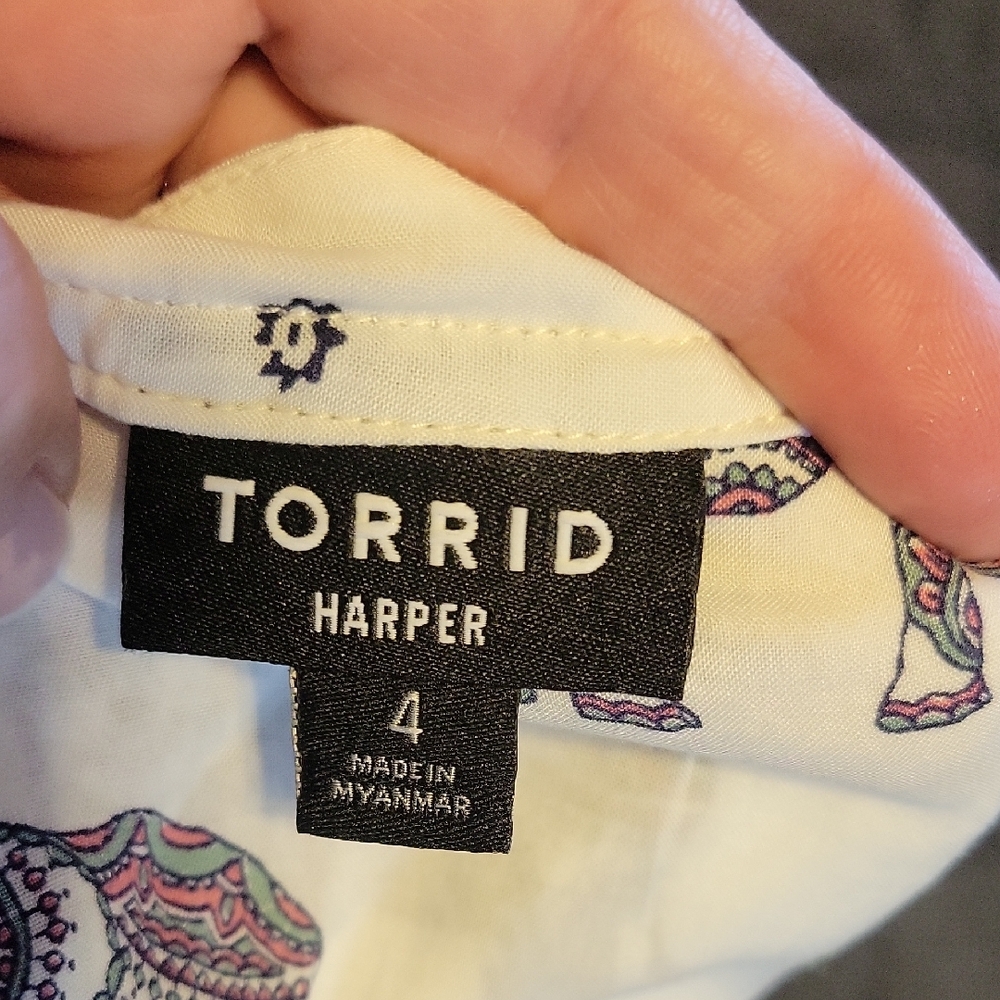 torrid White Blouse with Purple Elephant Print - Picture 2 of 4